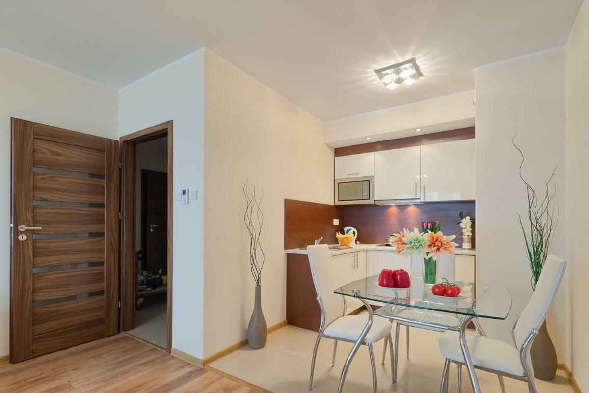 Warsaw Inside Apartments מראה חיצוני תמונה